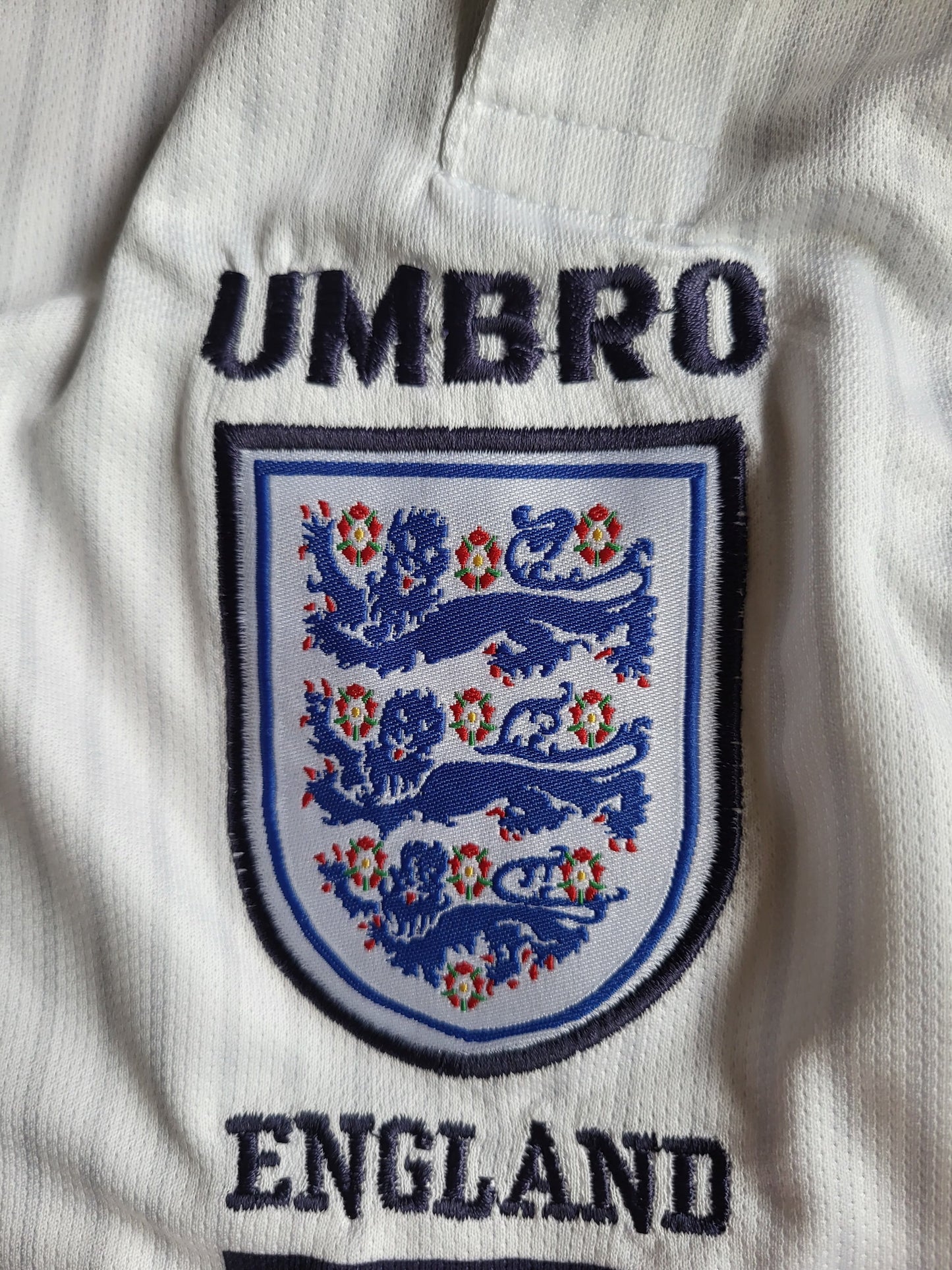 BECKHAM ENGLAND HOME KIT 1998 COLLAR FULL SLEEVE PREMIUM EMBROIDERY