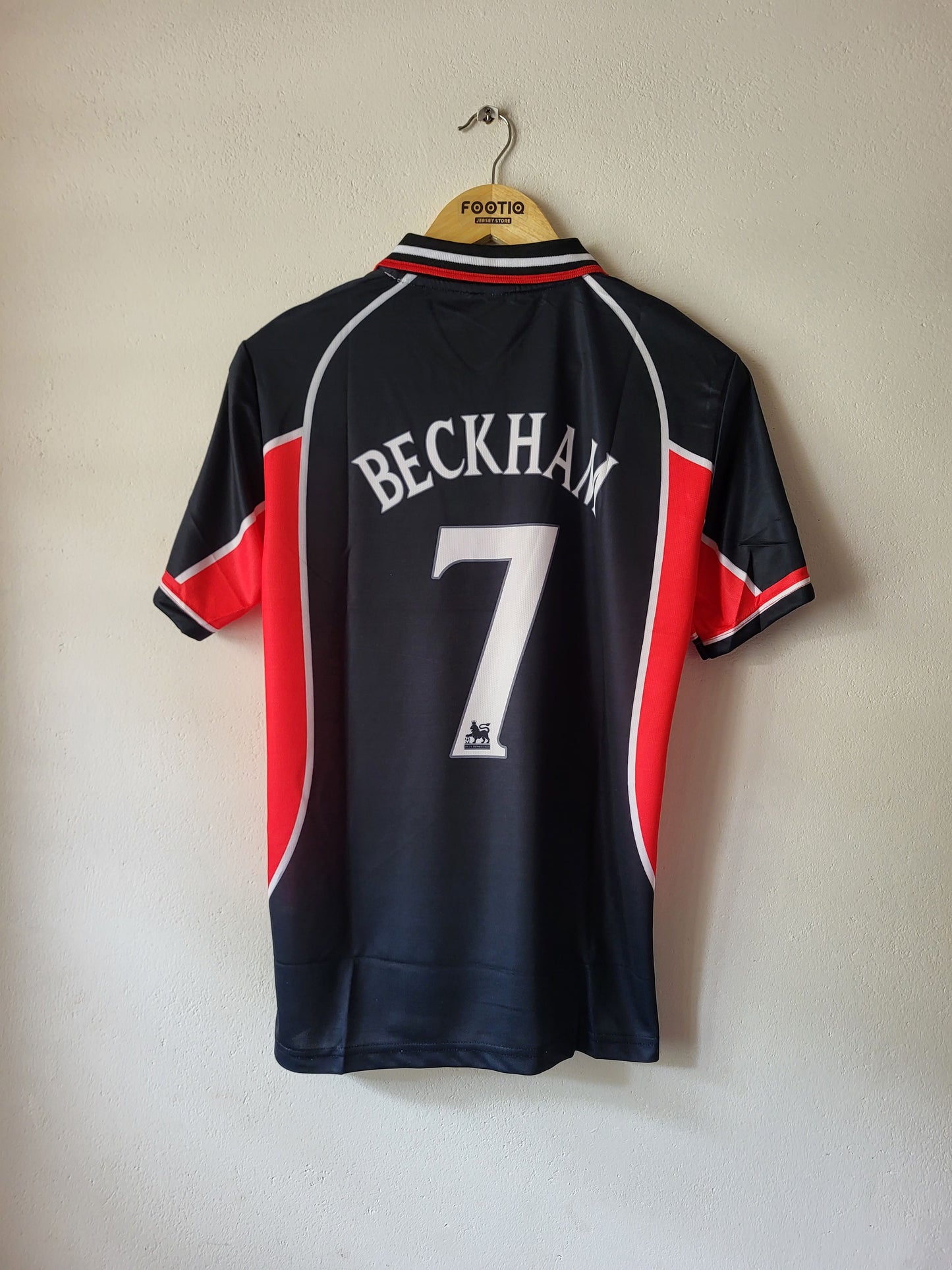 BECKHAM MAN UNITED THIRD KIT 2000-01 COLLAR SUBLIMATION