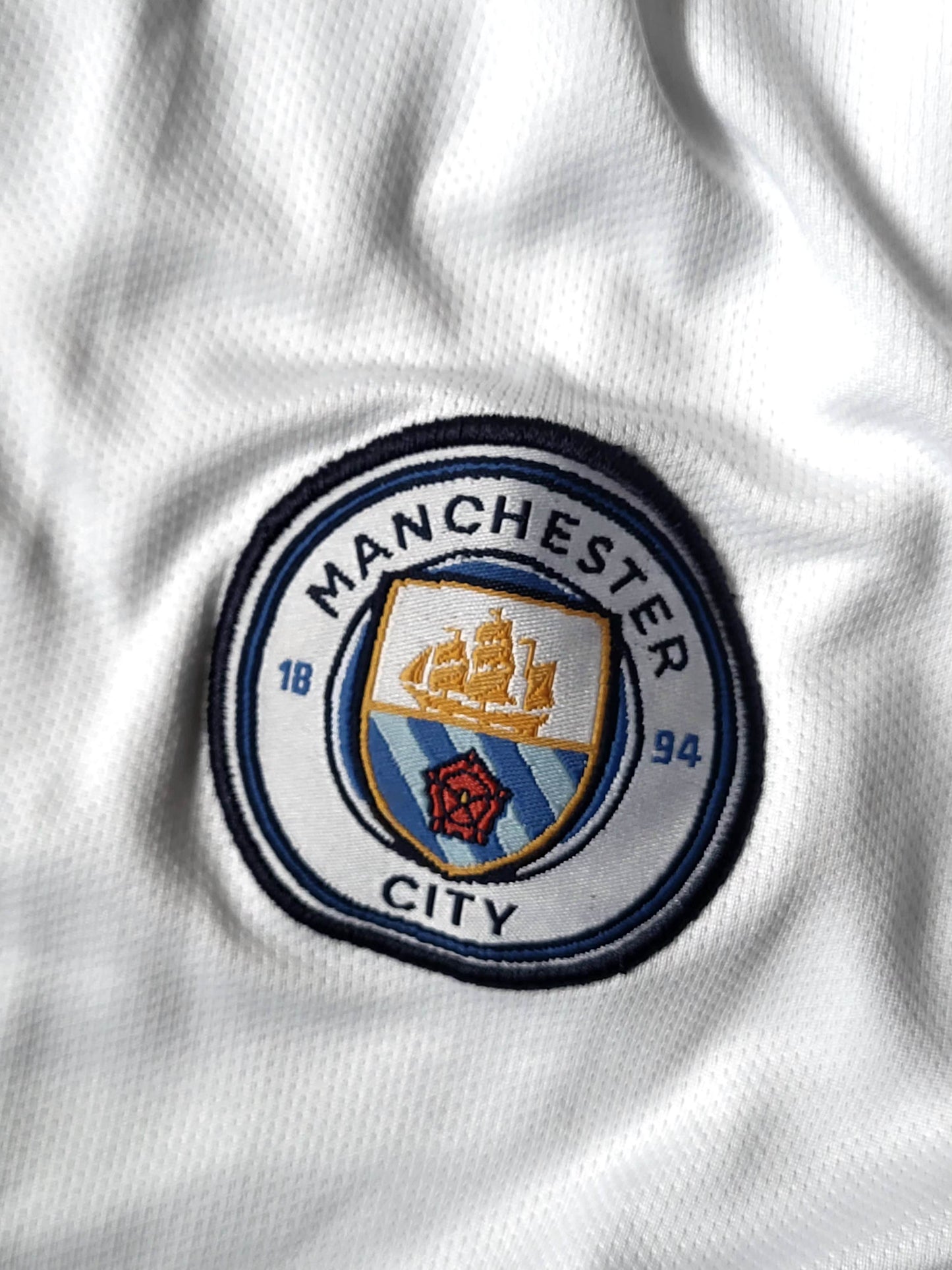 MANCHESTER CITY WHITE SHORTS EMBROIDERY