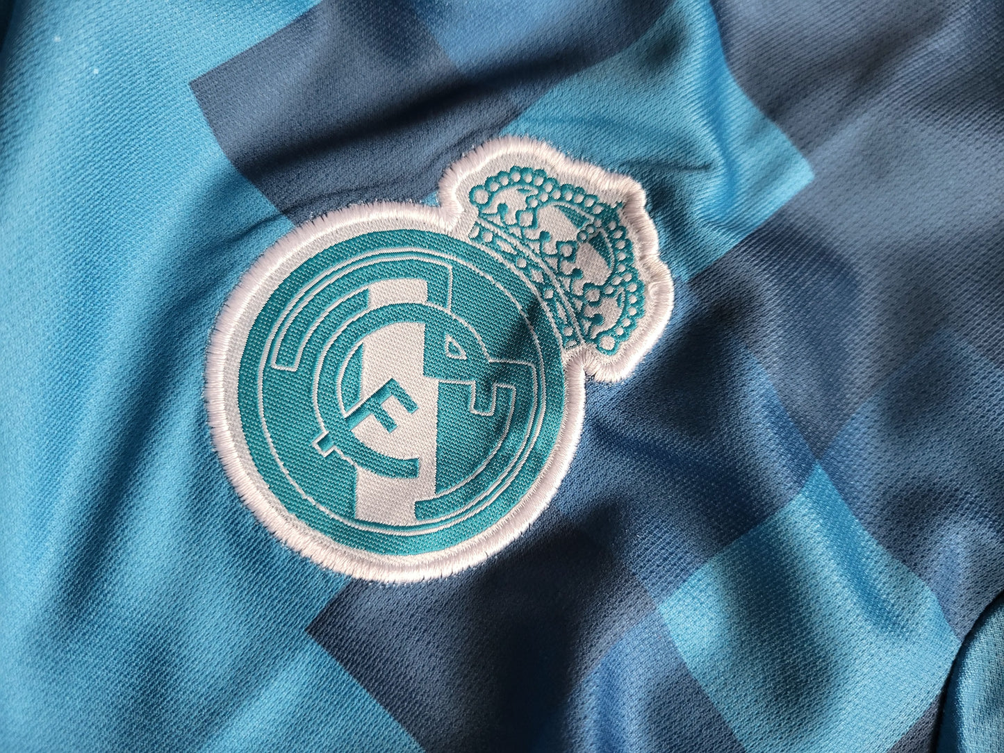 RONALDO REAL MADRID THIRD KIT 2017-18 FULL SLEEVE PREMIUM EMBROIDERY