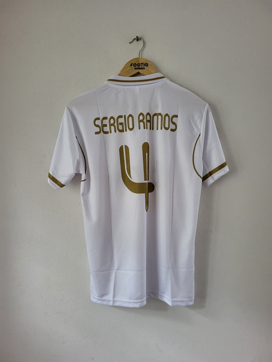 S RAMOS REAL MADRID HOME KIT 2011-12 COLLAR SUBLIMATION