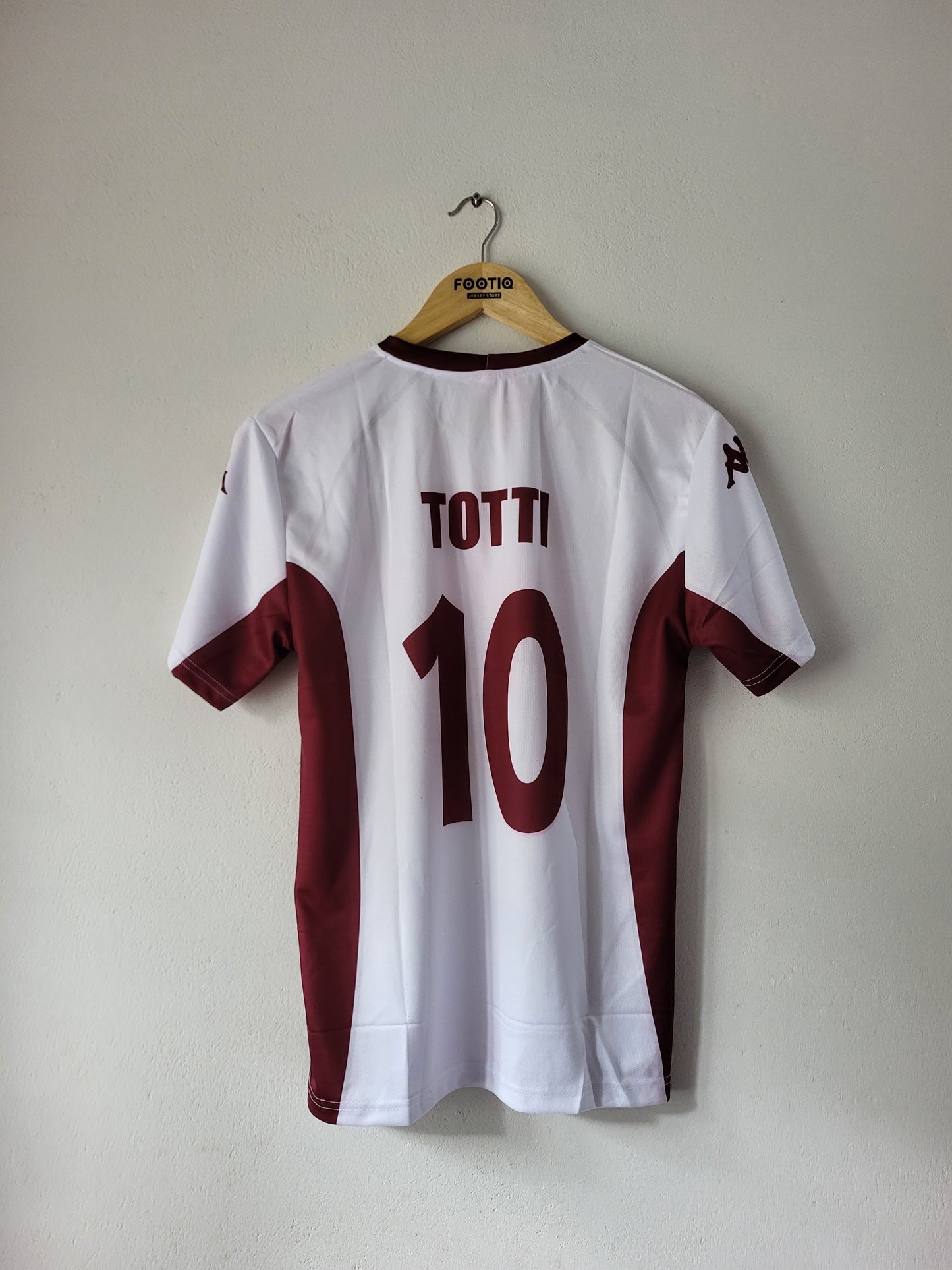 TOTTI ROMA AWAY KIT 2001-02 SUBLIMATION