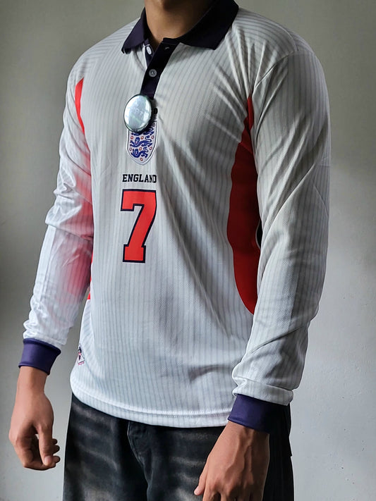 BECKHAM ENGLAND HOME KIT 1998 COLLAR FULL SLEEVE PREMIUM EMBROIDERY, Beckham trending full sleeve, white colour, most selling