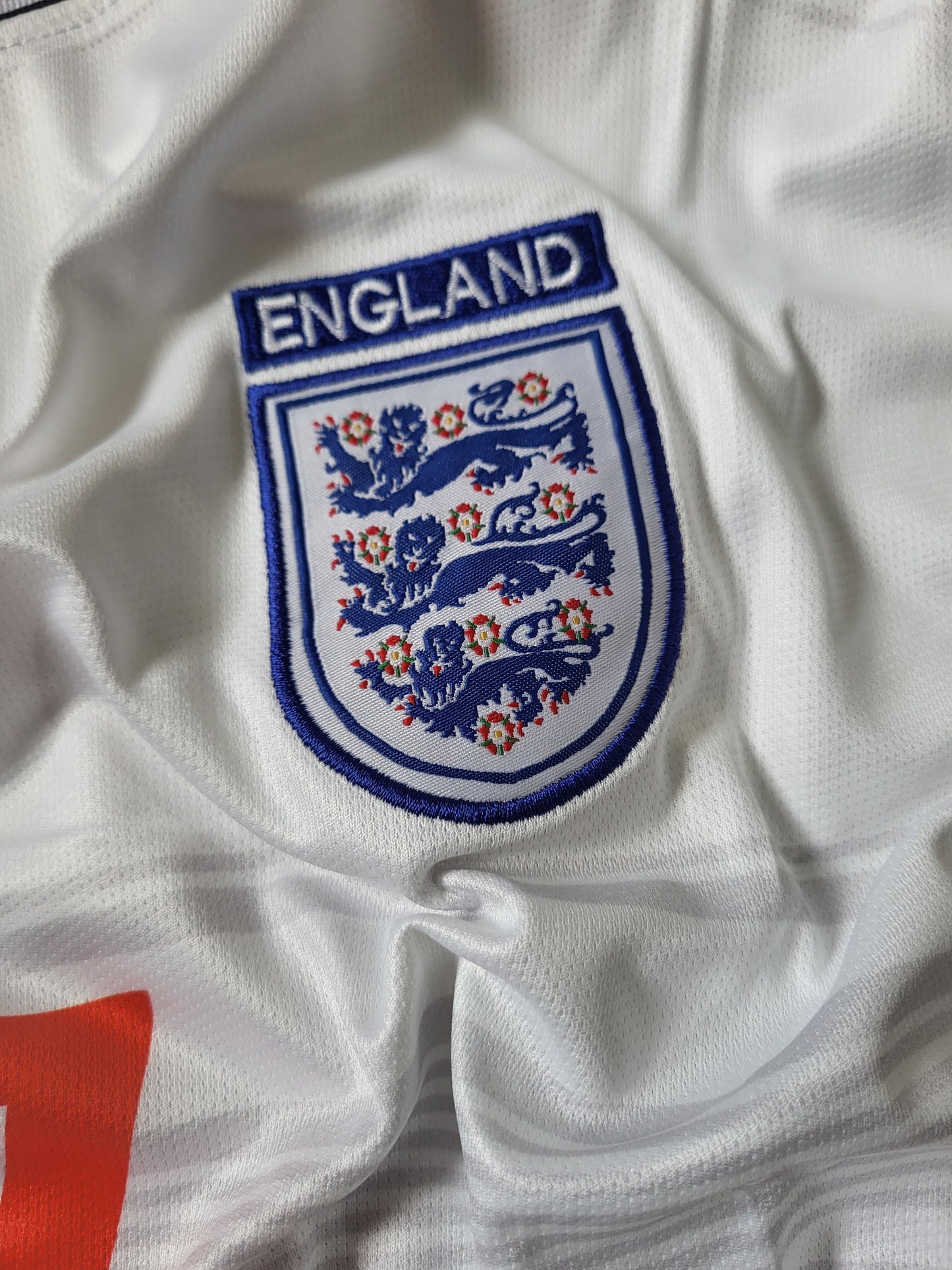 BECKHAM ENGLAND HOME KIT 2000 FULL SLEEVE PREMIUM EMBROIDERY