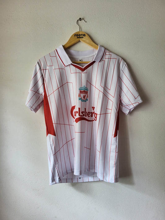 GERRARD LIVERPOOL 1995-96 AWAY KIT COLLAR SUBLIMATION