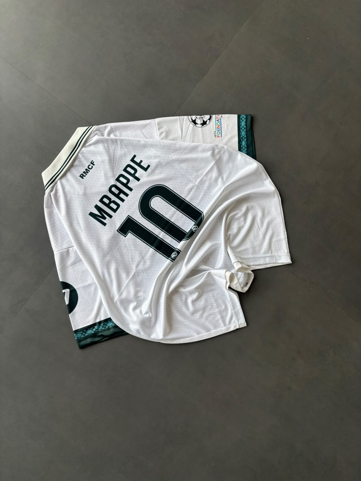 Mbappe Real Madrid Home Kit 2026-27 Collar Five Sleeve Premium Embroidery