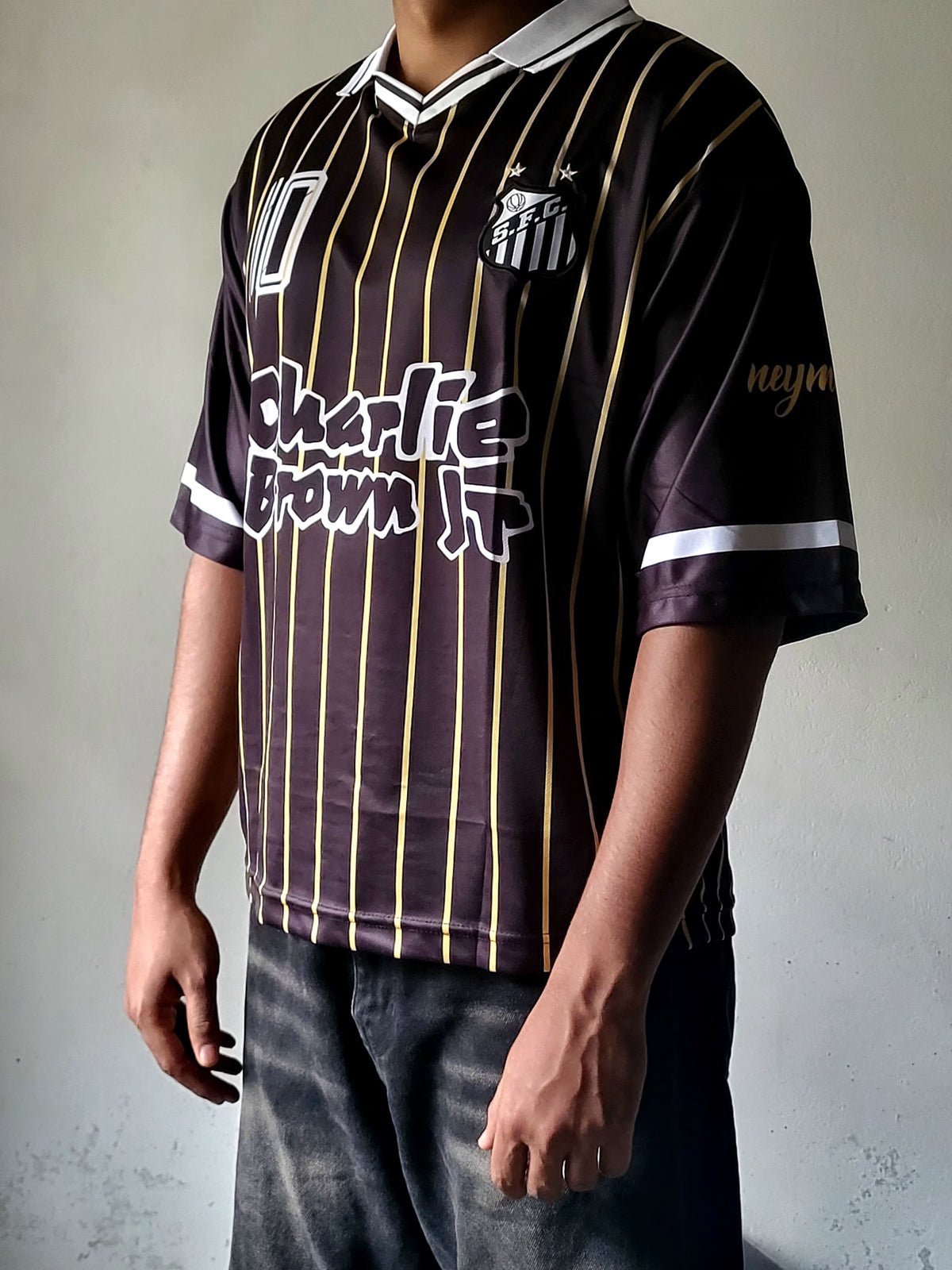 NEYMAR JR SANTOS FC CHARLIE BROWN JR  SPECIAL EDITION COLLAR PREMIUM EMBROIDERY, Neymar black five sleeve, Neymar Santos black jersey, Most selling Jersey, Neymar oversized jersey, legends, retro