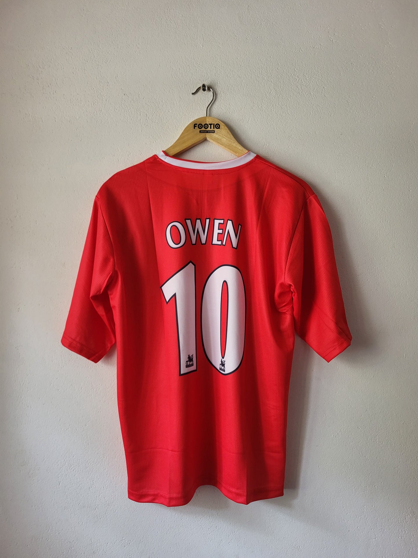 OWEN LIVERPOOL 2002-03 HOME KIT FIVE SLEEVE SUBLIMATION