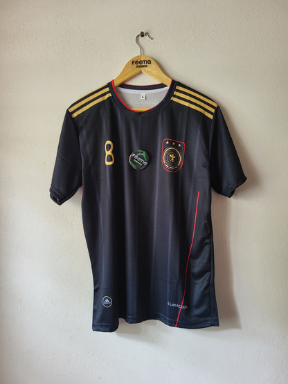 OZIL GERMANY AWAY KIT 2010 SUBLIMATION