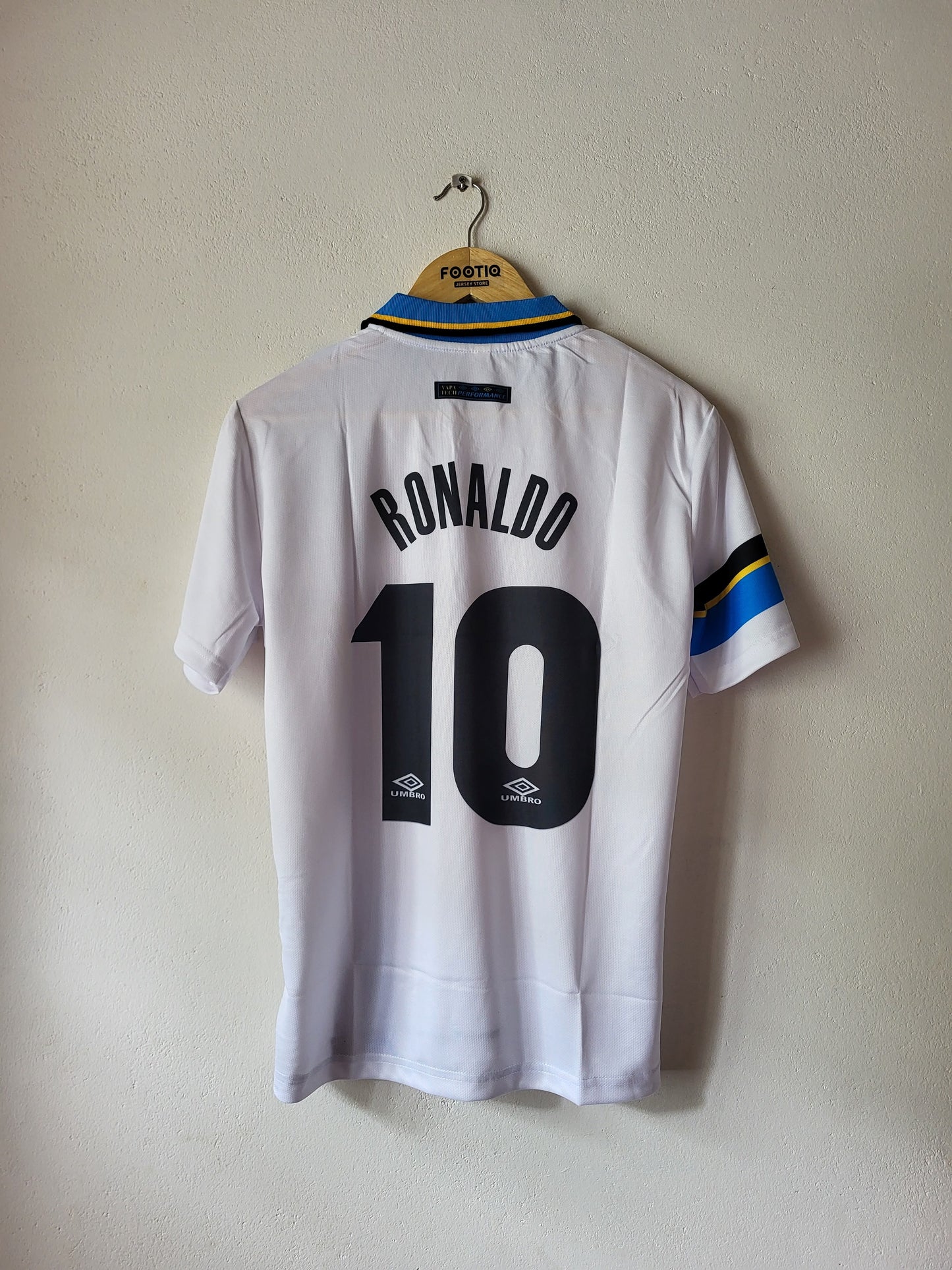 RONALDO INTER MILAN AWAY KIT 1997-98 COLLAR SUBLIMATION