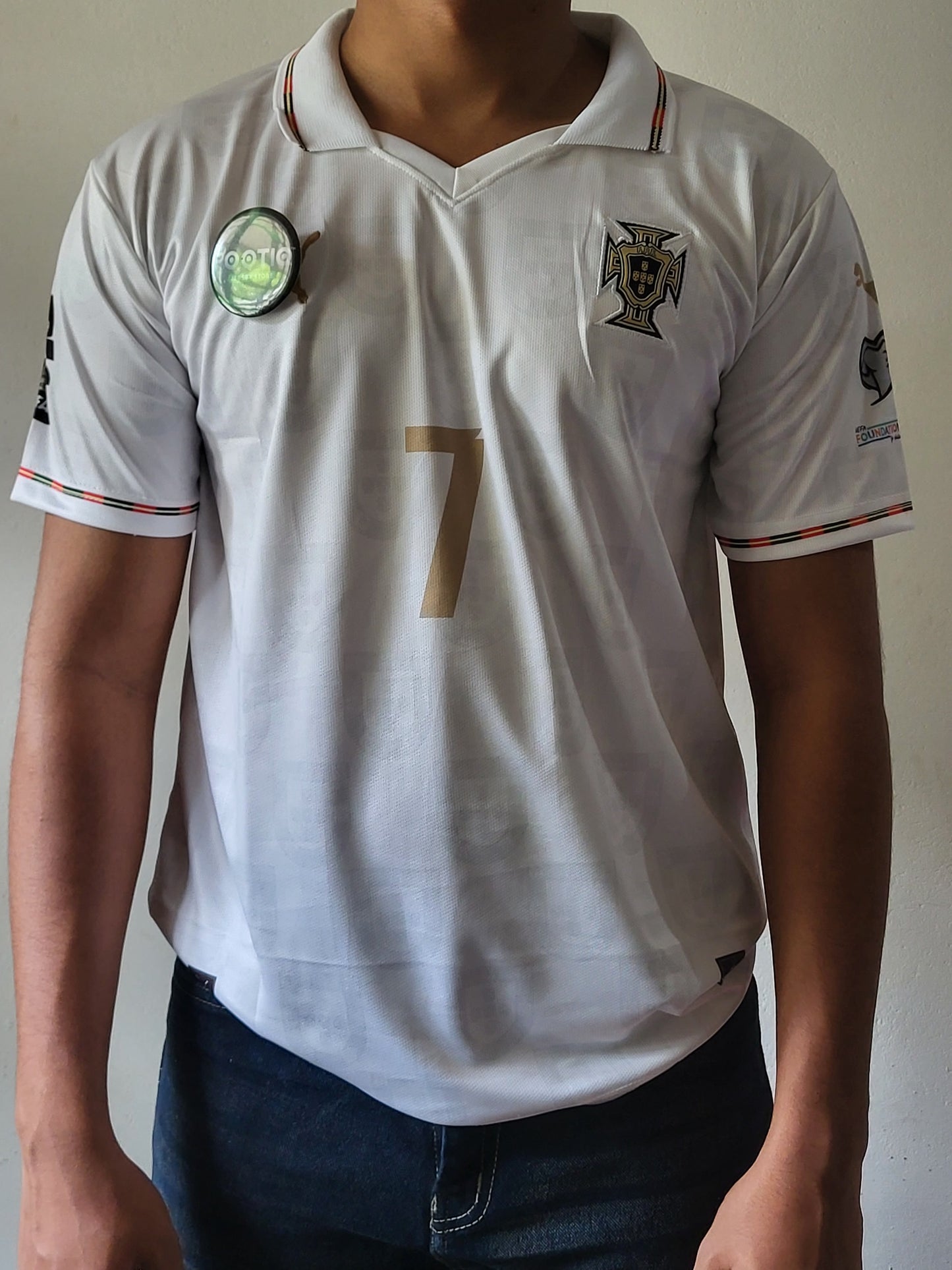RONALDO PORTUGAL WHITE SPECIAL EDITION COLLAR PREMIUM EMBROIDERY