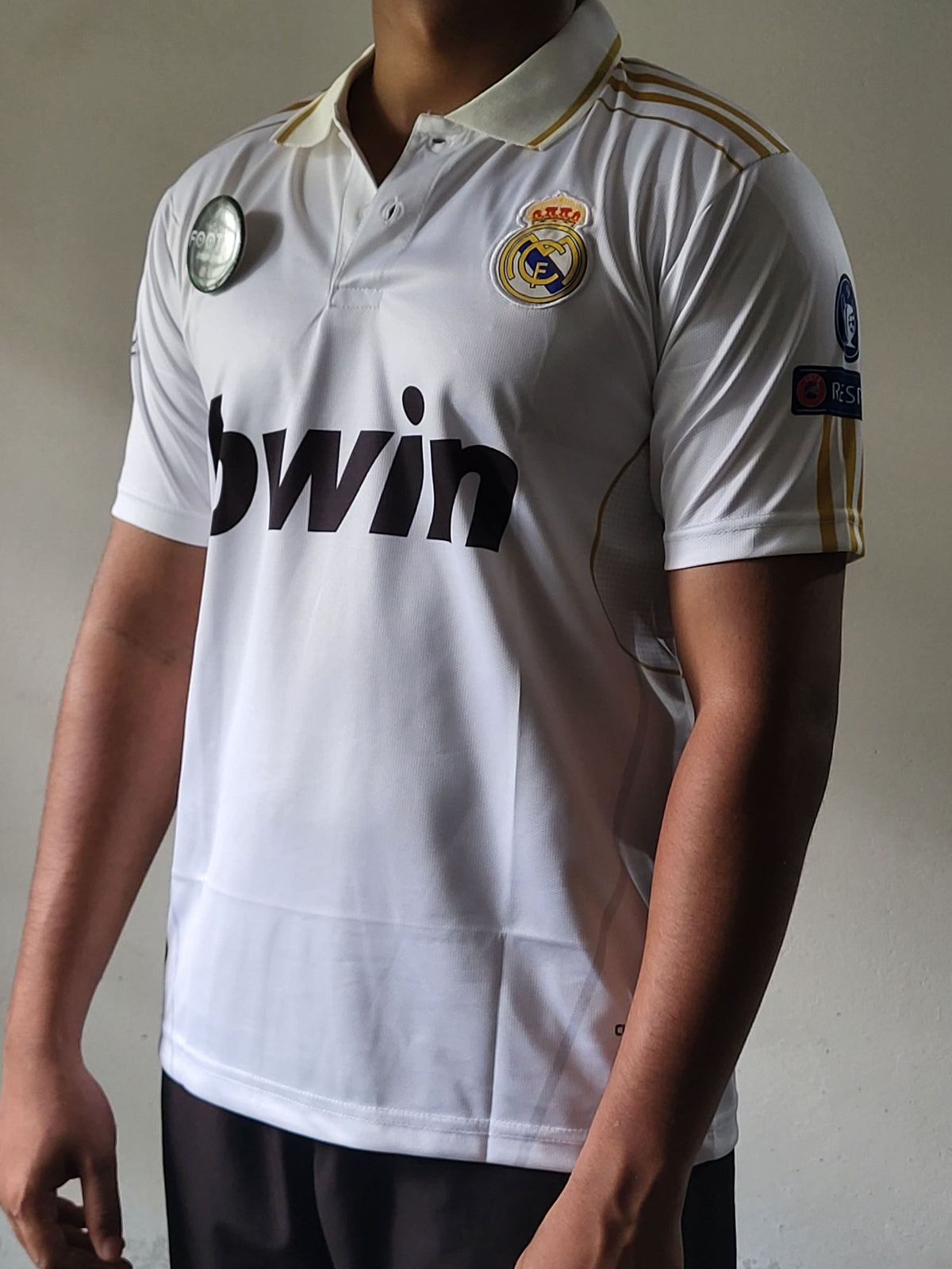 RONALDO REAL MADRID HOME KIT 2011-12 COLLAR PREMIUM EMBROIDERY
