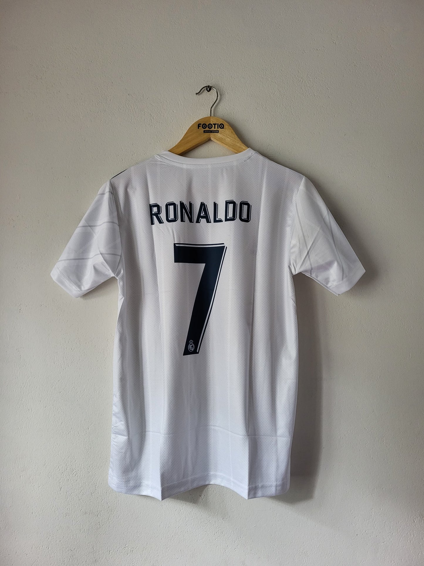 RONALDO REAL MADRID HOME KIT 2017-18 V NECK PREMIUM EMBROIDERY
