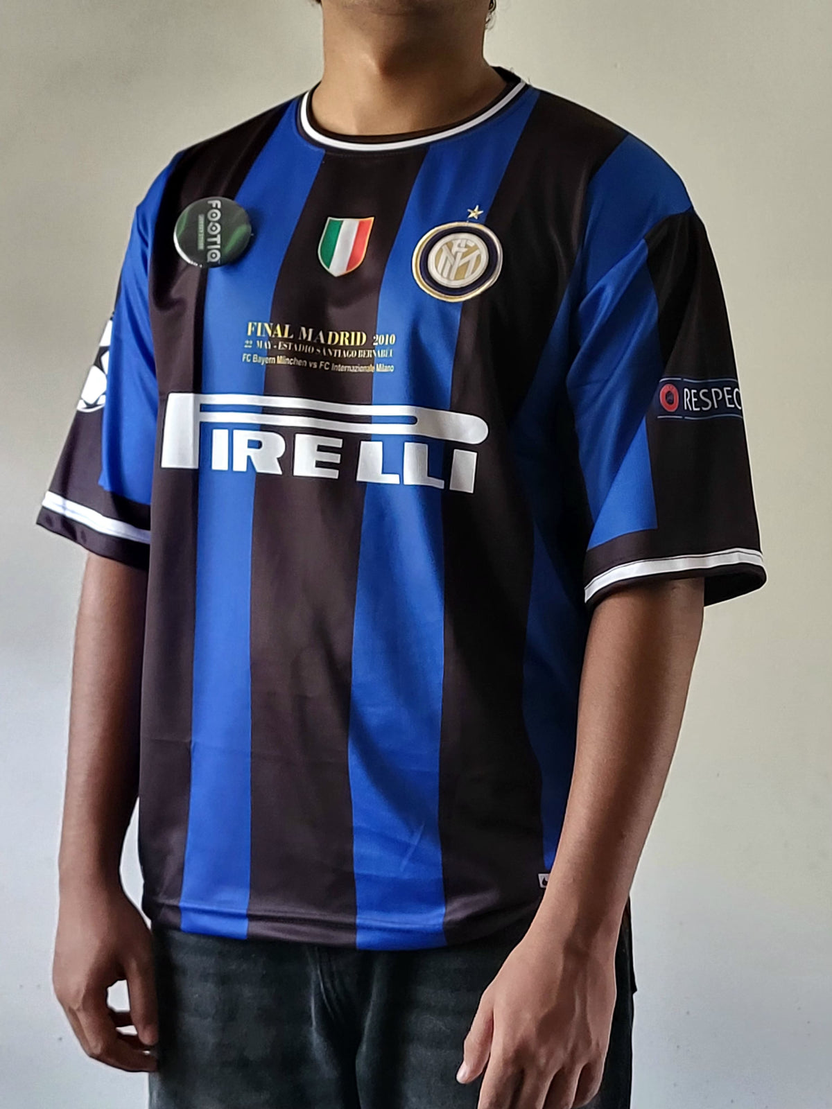 Zanetti Inter Milan Home Kit 2009-10 Five Sleeve Premium Embroidery, Black and blue colour jersey, jersey fits, most selling,oversized, trusted page
