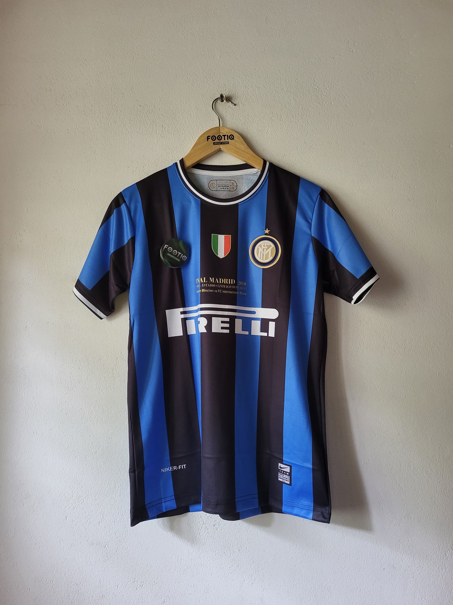 ZANETTI INTER MILAN HOME KIT 2009-10 PREMIUM EMBROIDERY