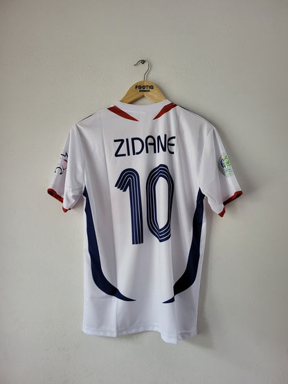ZIDANE FRANCE AWAY KIT 2006 PREMIUM EMBROIDERY