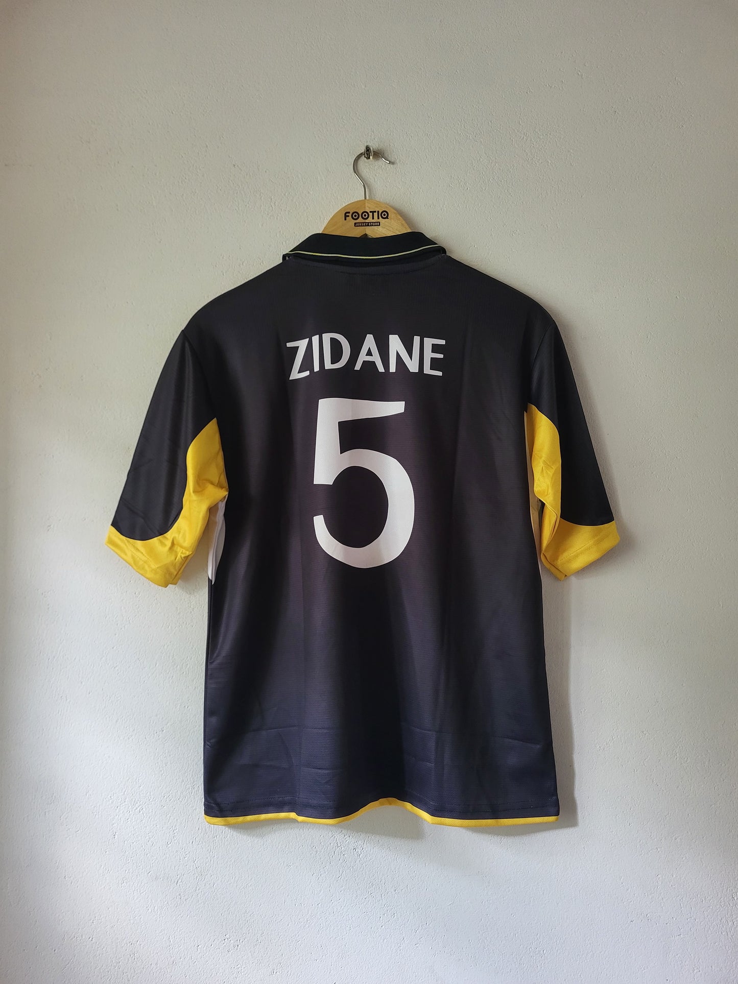 ZIDANE REAL MADRID AWAY KIT 1999-01 COLLAR FIVE SLEEVE SUBLIMATION